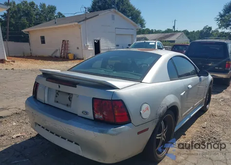 2000 Ford Mustang from USA, damaged, VIN 1FAFP4043YF257491